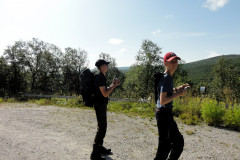 Nu ska vi bara hitta leden upp på fjället...