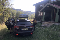 Men hittade bara tungan.